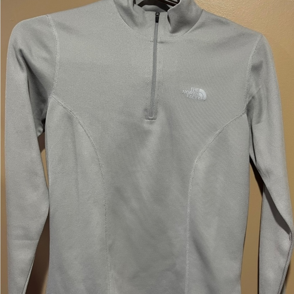 North face half zip pullover.